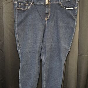 Torrid High Rise #FeelTheFit Dark Blue Jegging Size 28WS Short